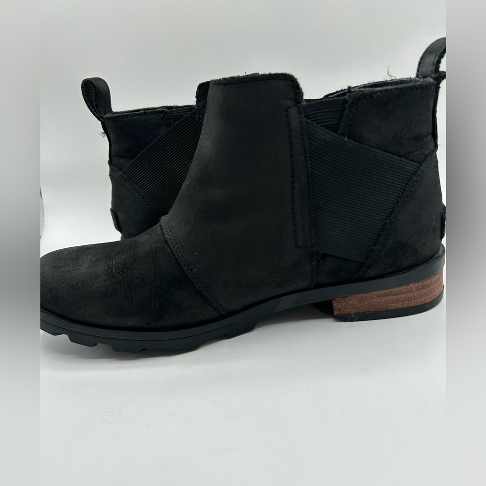 Sorel Emelie Chelsea Boot Black Leather  Bootie Waterproof Women’s size 11 - Picture 4 of 7